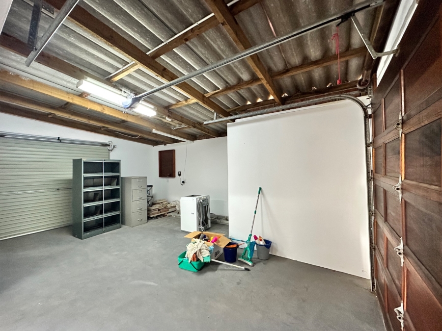 5 Bedroom Property for Sale in Bayview Western Cape